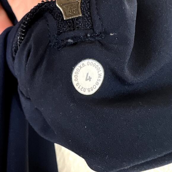 Lululemon On the Move Pant Lightweight True Navy 4 Tailored Straight Leg - Picture 5 of 7